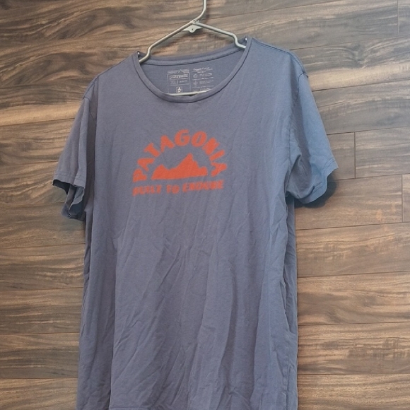 Patagonia Made in USA Graphic T-Shirt Blue XL Slim Fit "Built To Endure" - Picture 4 of 6